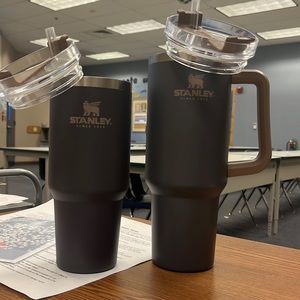 Brand new 40oz Stanley tumbler.